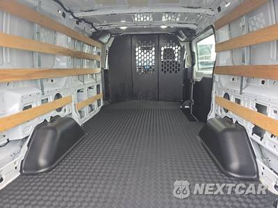 2025 Ford Transit 250 Cargo Van Low Roof 130.0" WB - zdjęcie 15 z 34 - miniatura