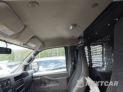 2025 GMC Savana 2500 Cargo Van 1WT 135.0" WB - zdjęcie 18 z 24 - miniatura