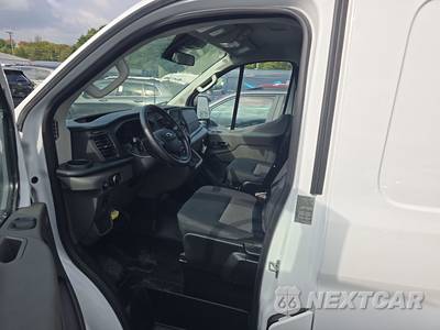 2025 Ford Transit 250 Cargo Van Low Roof 130.0" WB - zdjęcie 7 z 40 - miniatura