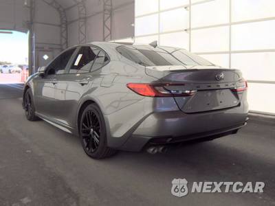 2025 Toyota Camry SE - zdjęcie 6 z 18 - miniatura