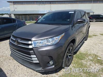 2017 Toyota Highlander LE Plus