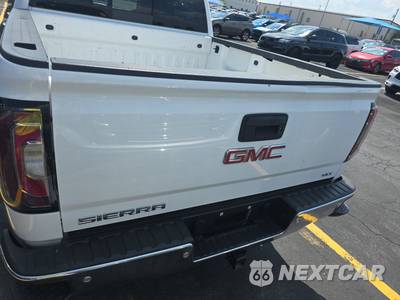 2018 GMC Sierra 1500 SLT Crew Cab Short Bed 4SA - zdjęcie 5 z 35 - miniatura