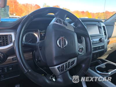 2018 Nissan TITAN XD SL Crew Cab Medium Bed - zdjęcie 10 z 42 - miniatura
