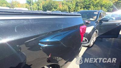 2018 Nissan TITAN SL Crew Cab Short Bed - zdjęcie 19 z 36 - miniatura