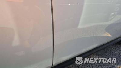 2016 Nissan Pathfinder SV - zdjęcie 33 z 45 - miniatura