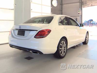2015 Mercedes-Benz C 300 4MATIC Sedan - zdjęcie 4 z 29 - miniatura