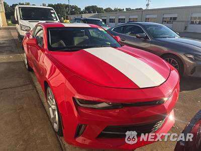 2018 Chevrolet Camaro 1LT Coupe - zdjęcie 2 z 39 - miniatura