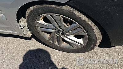2019 Hyundai Elantra SEL Sedan - zdjęcie 28 z 40 - miniatura