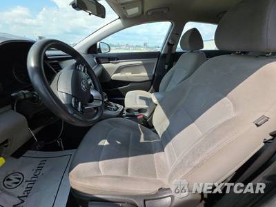 2019 Hyundai Elantra SEL Sedan - zdjęcie 7 z 40 - miniatura