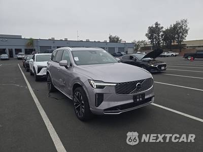 2026 Volvo XC90 Plug-In Hybrid T8 Ultra 7-Passenger - zdjęcie 3 z 40 - miniatura
