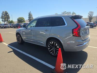 2026 Volvo XC90 B6 Plus 7-Passenger - zdjęcie 6 z 33 - miniatura