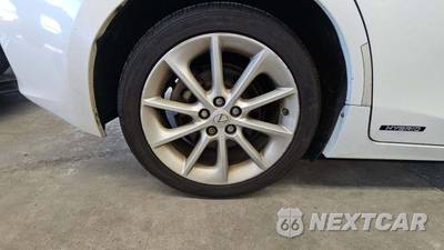 2011 Lexus CT 200h Premium - zdjęcie 22 z 32 - miniatura