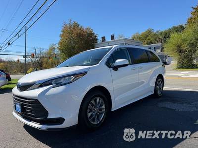 2022 Toyota Sienna LE 8-Passenger 120.5" WB - zdjęcie 3 z 39 - miniatura