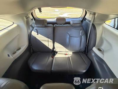 2022 Toyota Sienna LE 8-Passenger 120.5" WB - zdjęcie 20 z 39 - miniatura