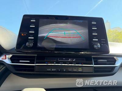 2022 Toyota Sienna LE 8-Passenger 120.5" WB - zdjęcie 26 z 39 - miniatura