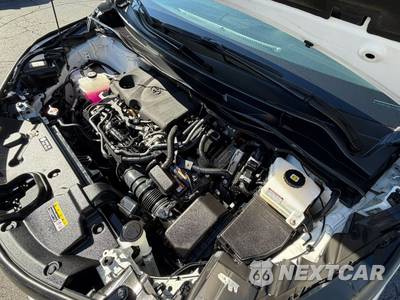 2022 Toyota Sienna LE 8-Passenger 120.5" WB - zdjęcie 38 z 39 - miniatura