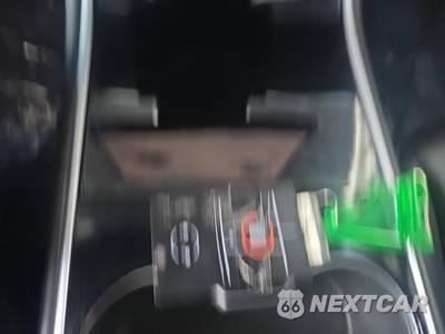 2020 Tesla Model 3 Standard Range Plus - zdjęcie 21 z 21 - miniatura
