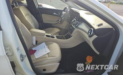 2015 Mercedes-Benz GLA 250 - zdjęcie 10 z 14 - miniatura