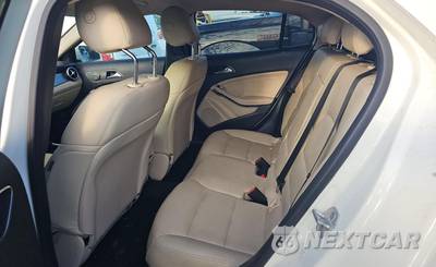 2015 Mercedes-Benz GLA 250 - zdjęcie 9 z 14 - miniatura