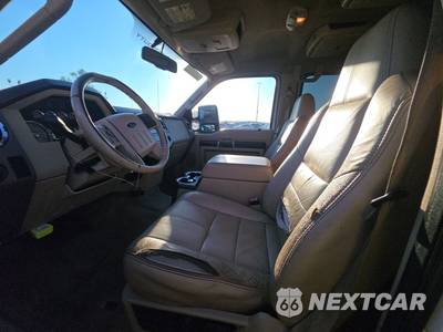 2010 Ford Super Duty F-250 Lariat Crew Cab Medium Bed - zdjęcie 7 z 25 - miniatura