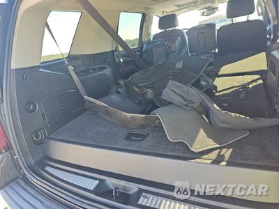 2017 Chevrolet Tahoe LT 1LT - zdjęcie 17 z 35 - miniatura
