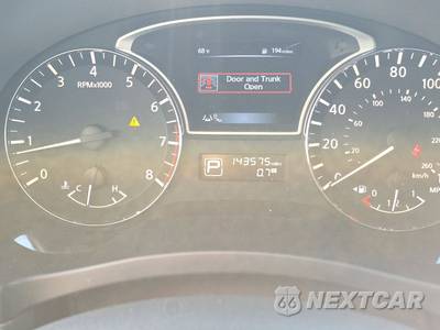 2015 Nissan Altima 2.5 SV - zdjęcie 12 z 31 - miniatura
