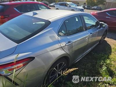 2019 Toyota Camry SE - zdjęcie 4 z 21 - miniatura