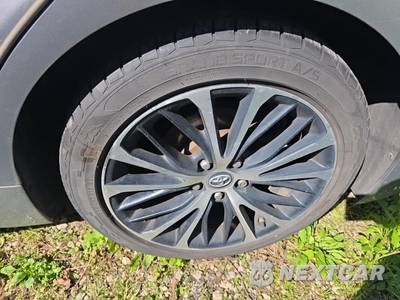 2019 Toyota Camry SE - zdjęcie 11 z 21 - miniatura