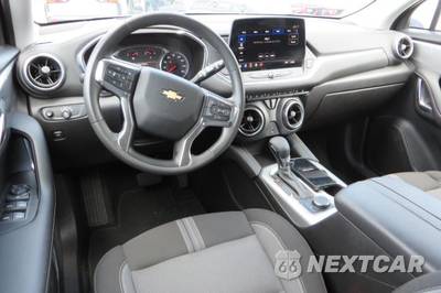 2025 Chevrolet Blazer LT 2LT - zdjęcie 4 z 27 - miniatura