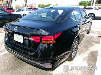 2025 Nissan Altima SV - zdjęcie 15 z 27 - miniatura