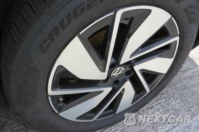 2025 Volkswagen Atlas 2.0T SE w/Technology - zdjęcie 18 z 32 - miniatura
