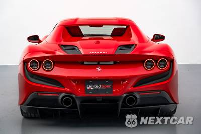 2022 Ferrari F8 Spider Convertible - zdjęcie 13 z 44 - miniatura