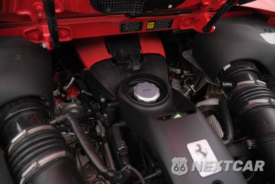 2022 Ferrari F8 Spider Convertible - zdjęcie 34 z 44 - miniatura