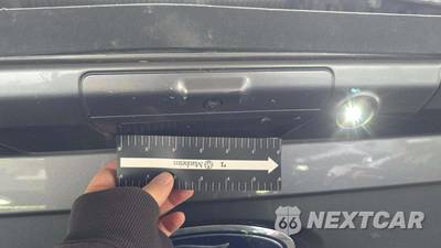 2023 Ford F-150 LARIAT Crew Cab Short Bed - zdjęcie 21 z 33 - miniatura