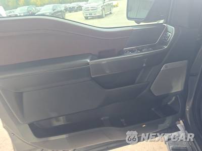 2023 Ford F-150 LARIAT Crew Cab Short Bed - zdjęcie 9 z 33 - miniatura