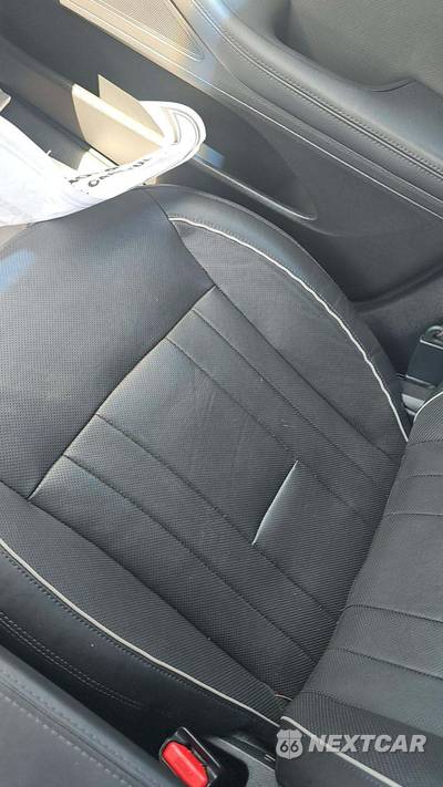 2015 Hyundai Genesis 5.0 Sedan - zdjęcie 30 z 37 - miniatura