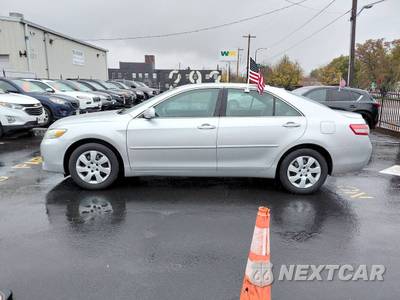 2011 Toyota Camry LE - zdjęcie 5 z 22 - miniatura