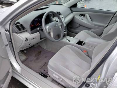 2011 Toyota Camry LE - zdjęcie 9 z 22 - miniatura