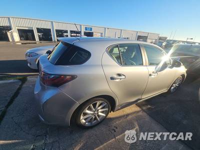 2013 Lexus CT 200h - zdjęcie 4 z 26 - miniatura
