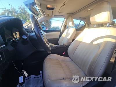 2013 Lexus CT 200h - zdjęcie 7 z 26 - miniatura
