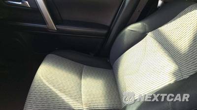 2015 Toyota 4Runner SR5 - zdjęcie 42 z 63 - miniatura