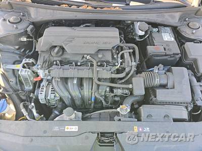 2023 Hyundai Elantra Limited - zdjęcie 15 z 34 - miniatura