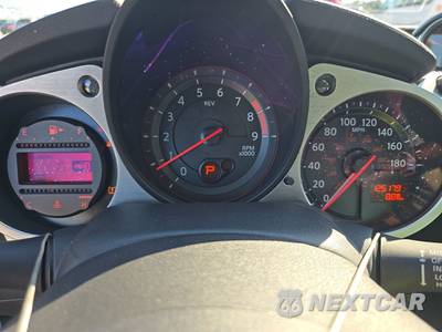 2017 Nissan 370Z Sport Tech Coupe - zdjęcie 12 z 20 - miniatura
