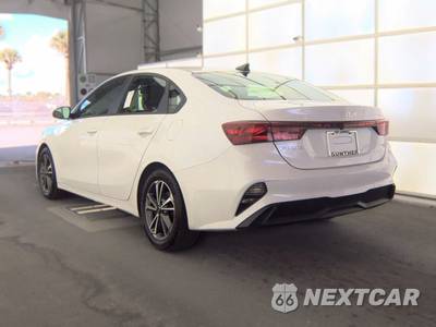2023 Kia Forte LXS - zdjęcie 6 z 22 - miniatura