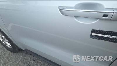 2023 Kia Carnival MPV LX w/ Seat Package 121.7" WB - zdjęcie 20 z 23 - miniatura