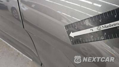 2011 Jeep Grand Cherokee Limited - zdjęcie 27 z 40 - miniatura