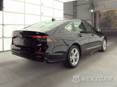 2024 Honda Accord Sedan LX - zdjęcie 4 z 25 - miniatura