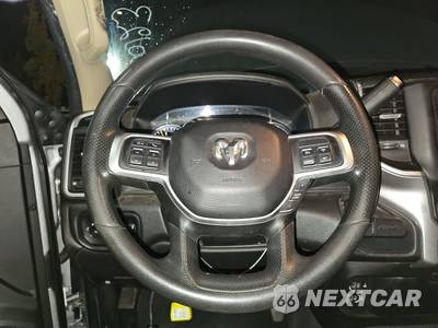2020 Ram 2500 Big Horn Crew Cab Medium Bed - zdjęcie 10 z 48 - miniatura