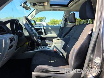2011 Toyota 4Runner SR5 - zdjęcie 7 z 28 - miniatura