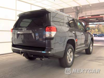 2011 Toyota 4Runner SR5 - zdjęcie 4 z 28 - miniatura